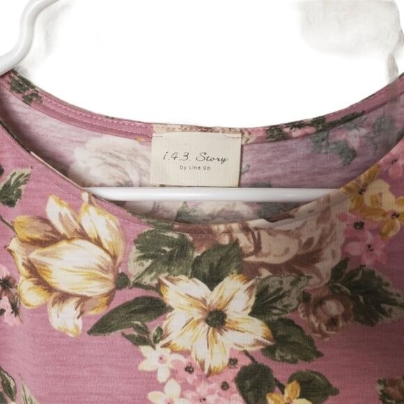 1.4.3. STORY Womens Top Small Floral‎ Lavender Green Yellow Flowers Femanine - Picture 4 of 9